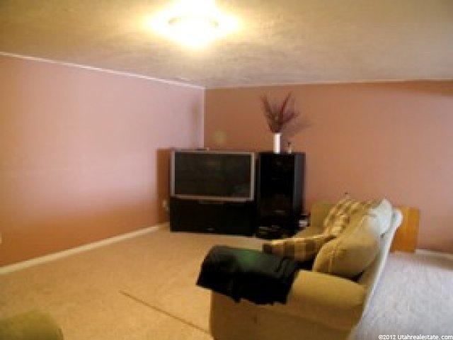 1934 N 2405 W, Clinton, UT 84015 — photo 6