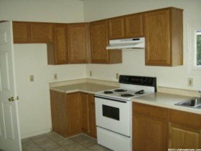 564 Canyon Rd, Ogden, UT 84404 — photo 8