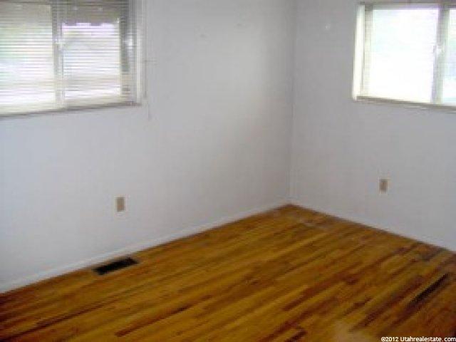 136 W 2050 N, Sunset, UT 84015 — photo 5