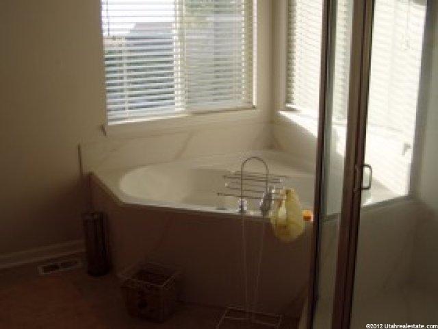 30 W Franklin Cir S, Bountiful, UT 84010 — photo 4