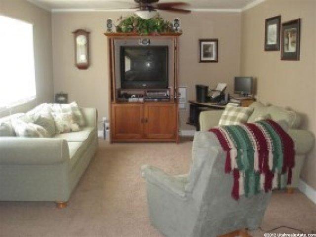 760 Canyon View Dr, Hyrum, UT 84319 — photo 4