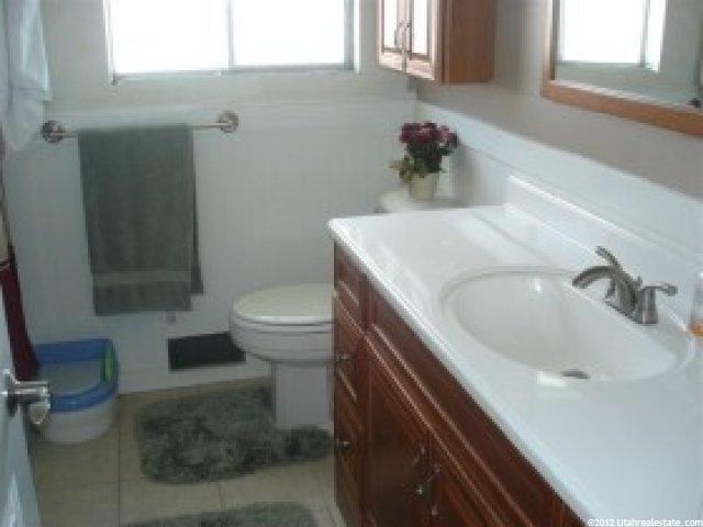 760 Canyon View Dr, Hyrum, UT 84319 — photo 9