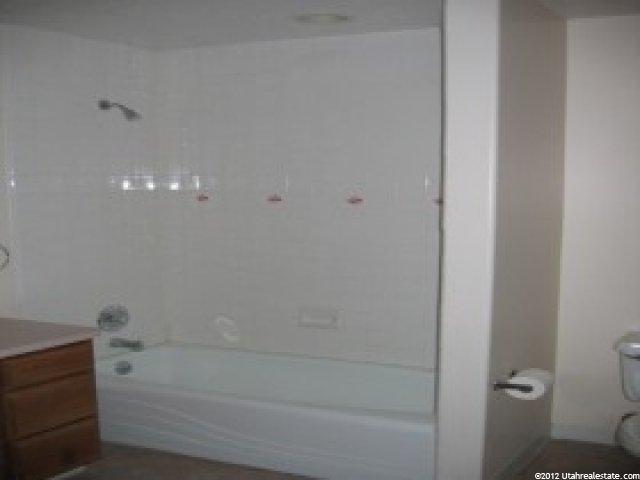 369 Clover Meadow Rd, Kaysville, UT 84037 — photo 2