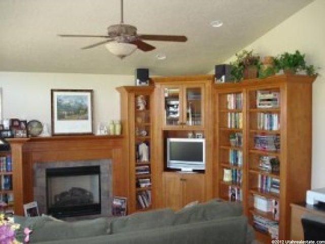1532 W 1500 N, Farr West, UT 84404 — photo 2