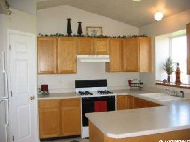 4723 S 3200 W, Roy, UT 84067 — photo 2
