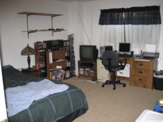549 E Acoma Rd, Midvale, UT 84047 — photo 9