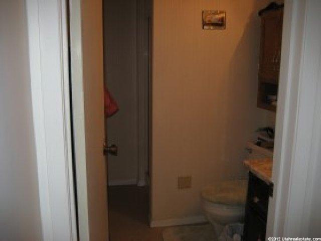 549 E Acoma Rd, Midvale, UT 84047 — photo 10