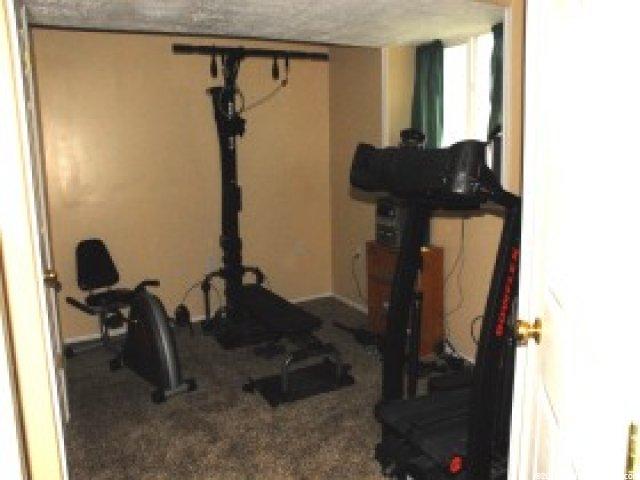 5459 S 4250 W, Roy, UT 84067 — photo 9