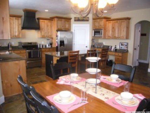 577 E Eagle Ridge Dr, North Salt Lake, UT 84054 — photo 11
