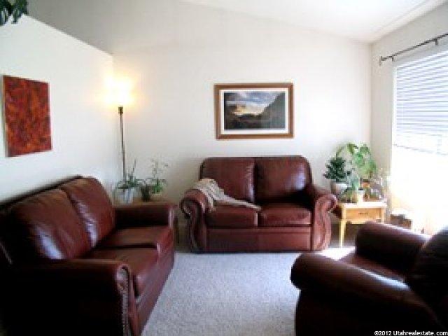 370 W 1980 S, Clearfield, UT 84015 — photo 4