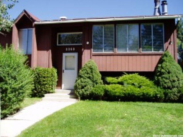 2369 E Cliff Swallow Dr, Sandy, UT 84092 — photo 2