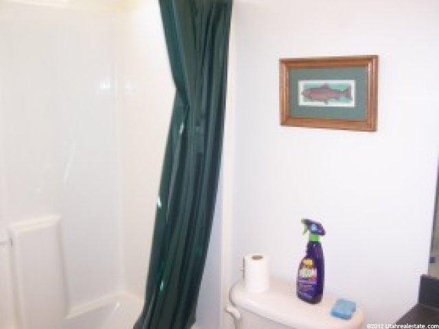 1484 N 2225 W, Clinton, UT 84015 — photo 5