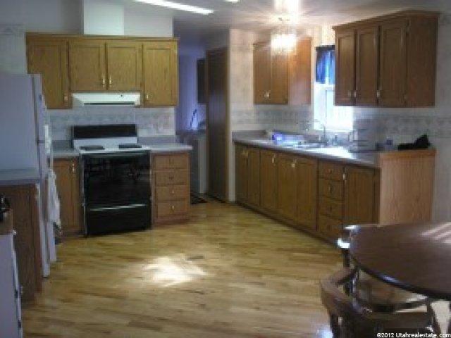 493 N 100 E, Richfield, UT 84701 — photo 3