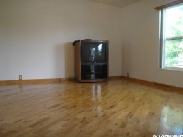 493 N 100 E, Richfield, UT 84701 — photo 4
