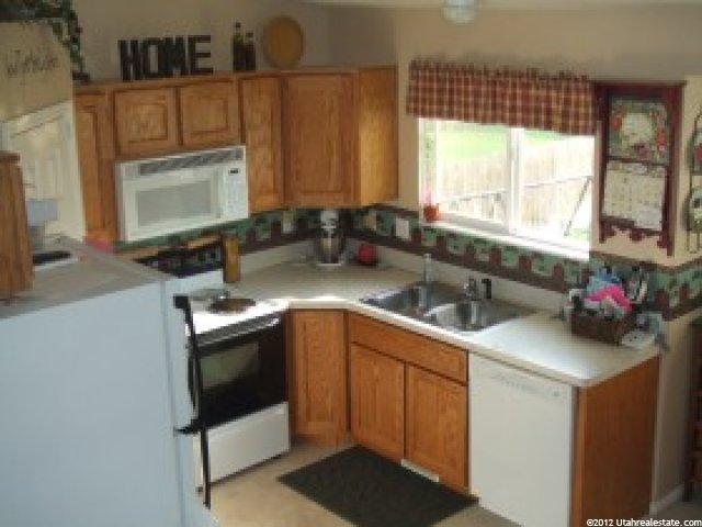 1966 N 2475 W, Clinton, UT 84015 — photo 5