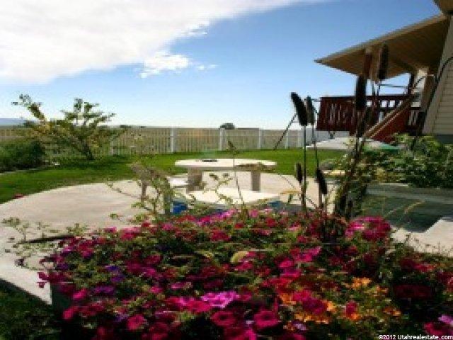 1563 W Silvercreek Dr, Layton, UT 84041 — photo 2
