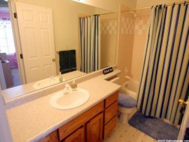 1563 W Silvercreek Dr, Layton, UT 84041 — photo 7