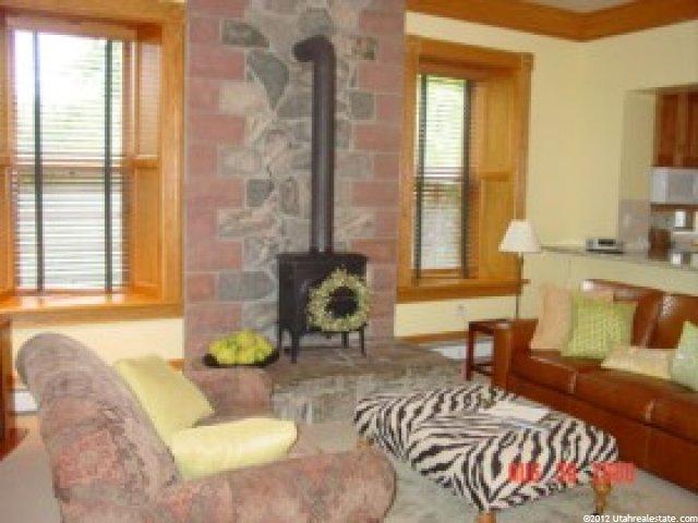 1338 N Main St N, Centerville, UT 84014 — photo 5