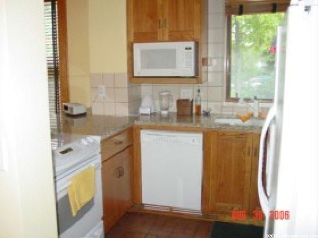 1338 N Main St N, Centerville, UT 84014 — photo 8