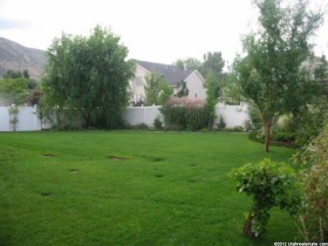 661 W 2075 N, Centerville, UT 84014 — photo 4