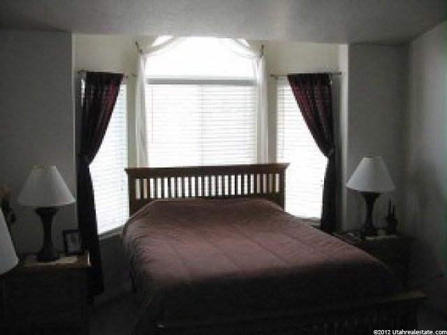 661 W 2075 N, Centerville, UT 84014 — photo 8