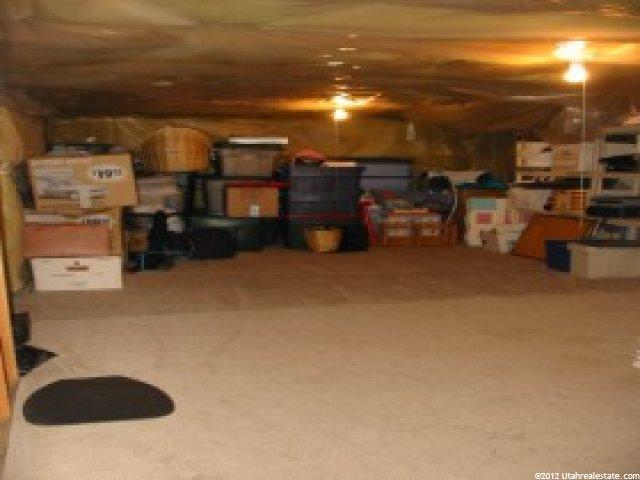 661 W 2075 N, Centerville, UT 84014 — photo 9