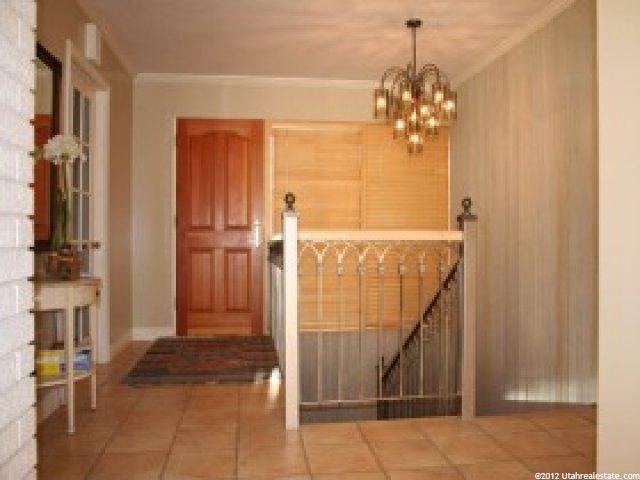 729 W 3300 S, Bountiful, UT 84010 — photo 2