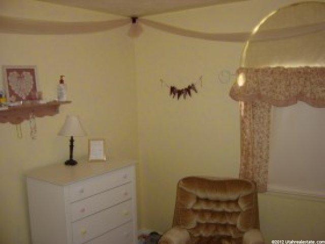 283 W 1980 S, Clearfield, UT 84015 — photo 6