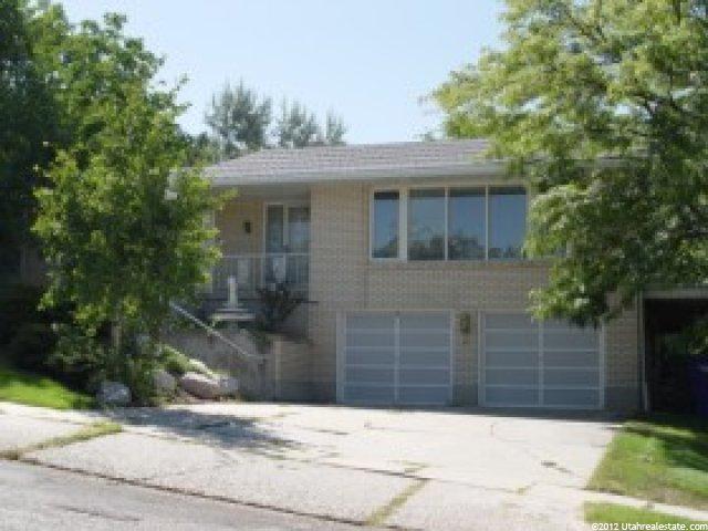 1489 Oakcrest Dr, Ogden, UT 84403 — photo 2