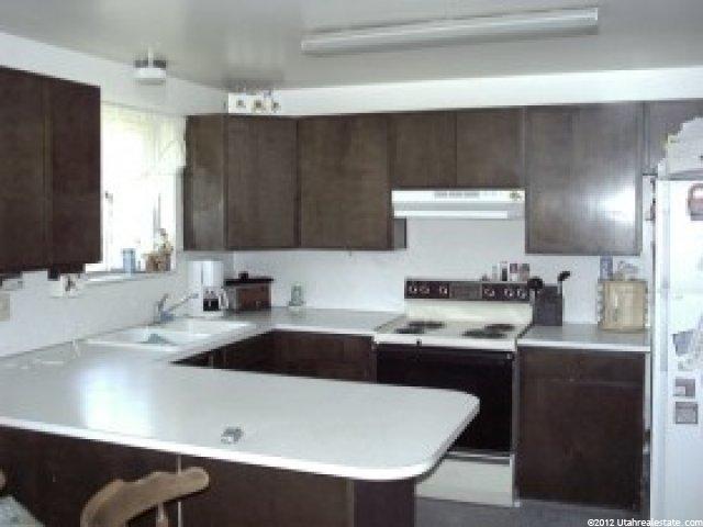 755 W 550 N, Clearfield, UT 84015 — photo 4