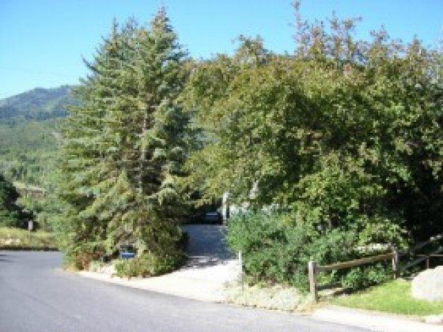 5645 Monte Verde Dr, Mountain Green, UT 84050 — photo 2