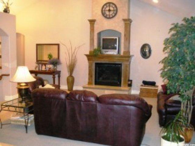 137 Eugene St, North Salt Lake, UT 84054 — photo 4