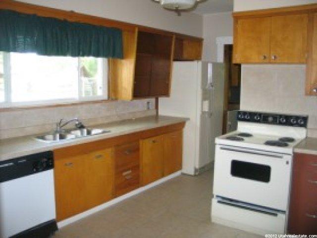 119 W 300 N, Logan, UT 84321 — photo 8
