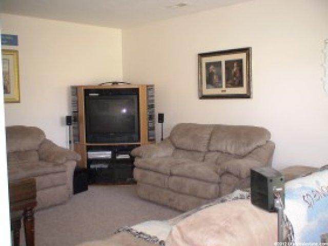 1035 Darling St, Ogden, UT 84403 — photo 3