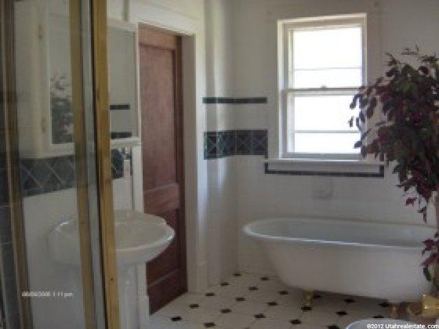 923 Binford St, Ogden, UT 84401 — photo 4