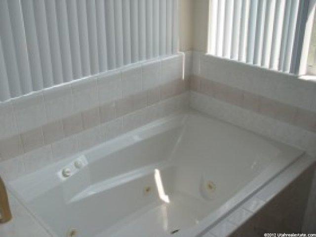 372 E 3550 N, North Ogden, UT 84414 — photo 6