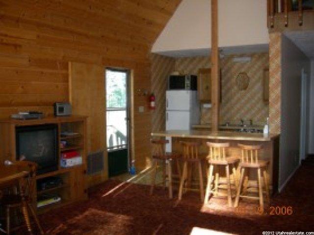 76 Aspen Road, Timber Lakes, UT 84032 — photo 9