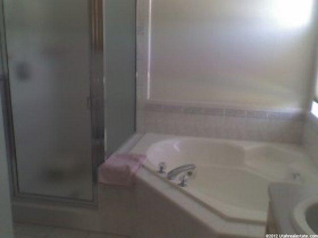 1342 N 1500 W, Clinton, UT 84015 — photo 10