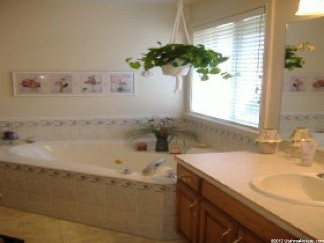1845 W 1825 S, Syracuse, UT 84075 — photo 7