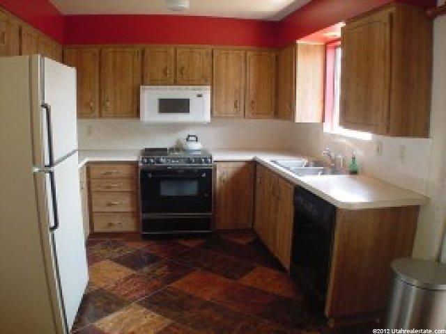 786 E 600 N, Layton, UT 84041 — photo 3