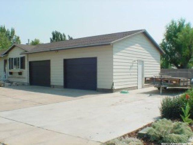 786 E 600 N, Layton, UT 84041 — photo 10