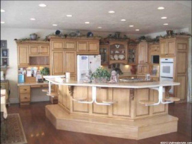 3301 Twin Peaks Dr, Layton, UT 84040 — photo 10