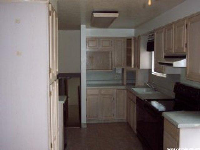 1043 Mala Dr, Layton, UT 84041 — photo 5
