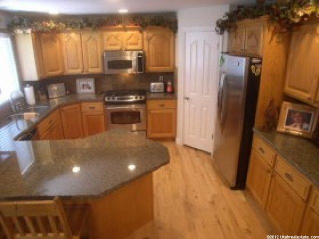 5756 S 3550 W, Roy, UT 84067 — photo 8