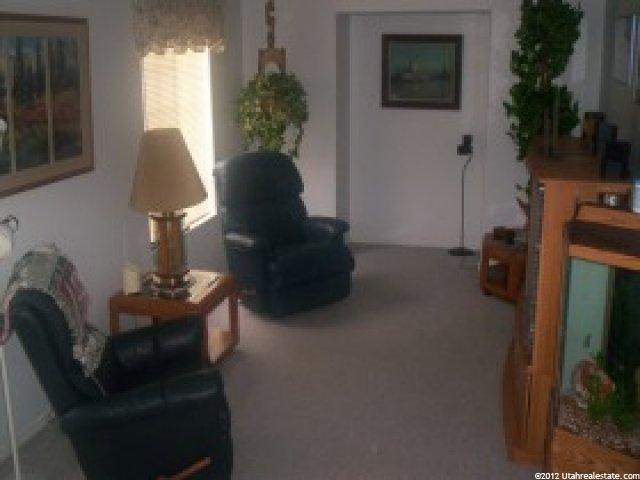 263 E Chestnut Ridge Dr S, Sandy, UT 84070 — photo 4