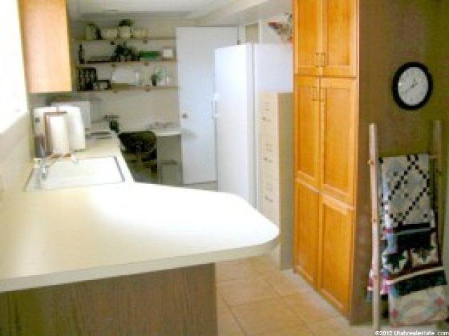 735 Barlow Cir, Clearfield, UT 84015 — photo 7