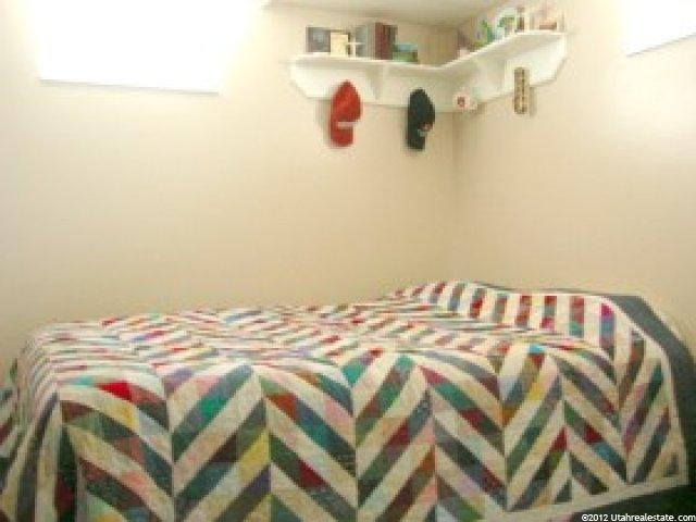 735 Barlow Cir, Clearfield, UT 84015 — photo 9