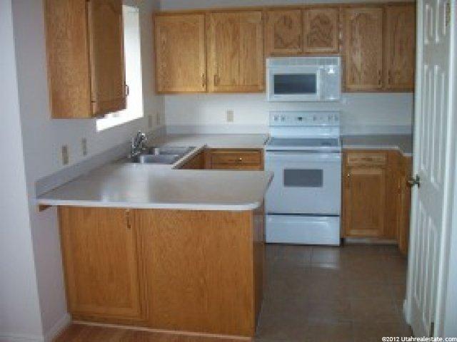 5745 S 4050 W, Roy, UT 84067 — photo 3