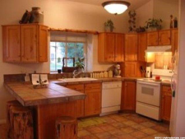3195 N Pelican Dr, Farr West, UT 84404 — photo 4