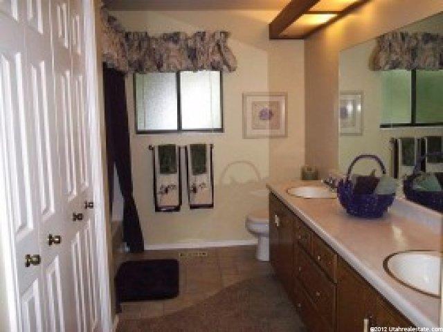 5859 S Meadowcrest Dr, Murray, UT 84107 — photo 10